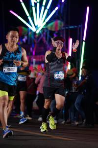 BIB: 41421, 0216, 43456
                            <button type="button" onclick="openModal(20405546)" class="btn btn-primary btn-sm float-right btn-popup" data-toggle="modal" data-target=".modal-high-quality">
                        <i class="fas fa-shopping-cart"></i> Add to Cart
                    </button>
                                            <button type="button" onclick="isThisMe(20405546, true)" class="btn btn-success btn-sm float-right btn-popup btn-isme hidden" data-toggle="tooltip" data-placement="bottom" title="นี่คือรูปของคุณใช่ไหม คลิกที่นี่เพื่อเอาเข้าอัลบั้ม">
                        <i class="fas fa-plus"></i> Add to album
                    </button>
                    <button type="button" onclick="isThisMe(20405546, false)" class="btn btn-warning btn-sm float-right btn-popup btn-isnotme hidden">
                        <i class="fas fa-ban"></i> Remove from album
                    </button>